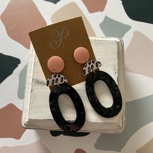 Brand new Plunder earrings